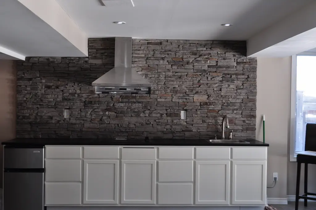 Backsplash Installers